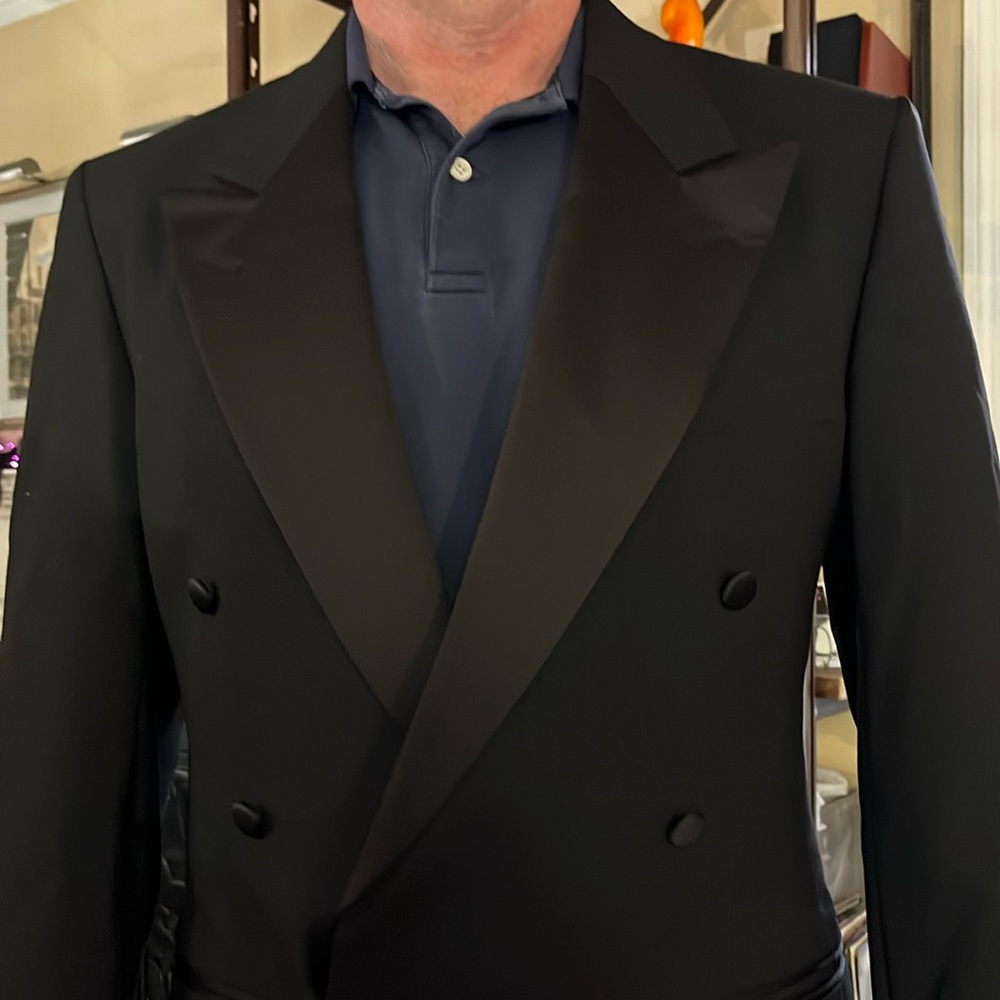 Nordstrom Tuxedo 40L